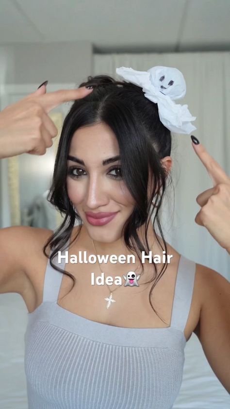 halloween aesthetic halloween nails halloween tattoo ideas halloween nail designs halloween costumes halloween match pfp halloween cat halloween outfit ideas halloween decor fall outfit halloween party decor halloween wedding cute halloween costume outdoor halloween decor halloween crafts "Spooky Chic Halloween Hairstyles: Top Trending Looks for 2023" #HalloweenHairstyles #SpookyHair #TrendingLooks #Halloween2023 #HairTutorial #HalloweenCostume #WitchyHair #MermaidHair #GhostlyGlam #HairColor Easy Hairstyles Short Hair Simple, Halloween Makeup Easy For School, Easy Hairstyles Halloween, Quick And Easy Diy Halloween Costumes, Cute Really Easy Hairstyles Simple, How To Do A Bun With Short Hair Simple, Simple Women Halloween Costume Ideas, Simple And Easy Halloween Costumes, Halloween Hairstyles Short Hair