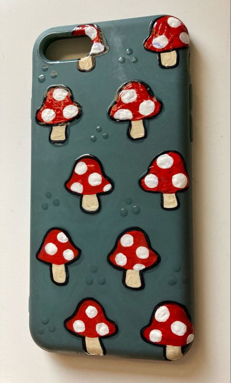 Iphone Case Painting Ideas, Painted Phone Case Diy Easy, Phone Case Painting Easy, Custom Phone Case Ideas Paint, Cute Phone Case Painting Ideas, Draw On Phone Case, Cute Painted Phone Cases Diy, Painting Phone Case Ideas Easy, Phone Case Art Ideas