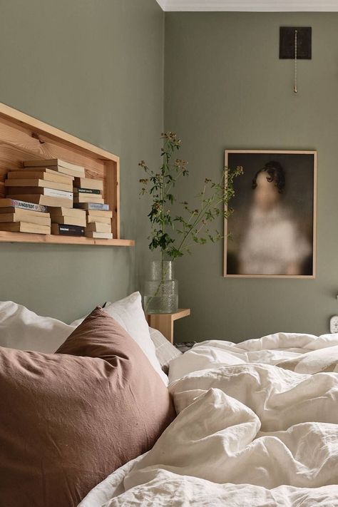 Bedroom Color Ideas Green, Wall Inspo Bedroom Paint, Sage Color Wall, Sage Green Wall Paint Bedroom, Pale Sage Green Bedroom, Light Olive Bedroom, Sage Paint Bedroom, Sage Green Walls Bedroom Aesthetic, Willow Green Bedroom