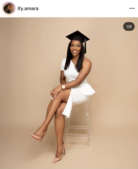 Poses For Graduation Photos Studio, Graduation Photoshoot Indoor, Graduation Pictures Indoor, Traditional Graduation Pictures, Graduation Photoshoot In Studio, Graduation Indoor Photoshoot, Studio Graduation Photos, Masters Graduation Pictures Studio, Graduation Photos In Studio