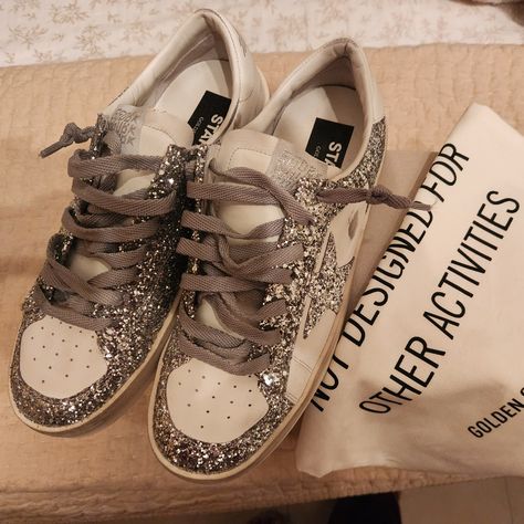 Golden Goose Stardan Leather Sneakers, New, Size 39,White ,Silver Glitter Golden Goose Glitter, Golden Goose Stardan, Shoes Golden Goose, Goose Shoes, Golden Goose Sneakers, Golden Goose Shoes, Swag Shoes, Golden Goose, Silver Glitter