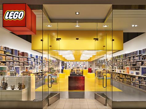 Toy Store Design, Lego Tractor, Free Lego, Lego Robot, Lego Store, Mini Model, Blue Dragon, Lego Building, Store Front