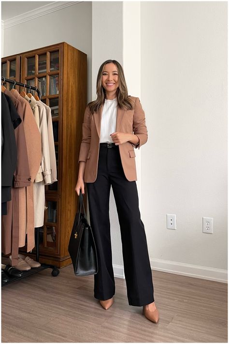 Business Formal Outfit, Blazer Marron, Conference Outfit, Interview Outfits Women, Business Professional Outfits, Business Attire Women, Look Formal, Corporate Attire, Corporate Fashion