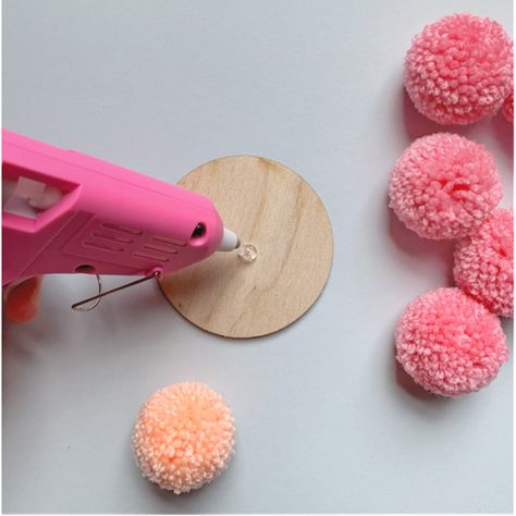 Methods to Make a Pom Pom Flower Wall Hanging | Hobbycraft UK- #Flower #Hanging #Hobbycraft #Pom #Wall Check more at https://howcandothis.com/diyideas/methods-to-make-a-pom-pom-flower-wall-hanging-hobbycraft-uk/ Wall Pom Pom Decor, Diy Flower Pom Pom, Pom Pom Lampshade, How To Make Pom Pom Daisy, Pom Pom Daisies, Diy Daisy Wall Decor, Pom Pom Daisy Wall Decor, Pompom Daisy Diy, Wall Decoration Handmade