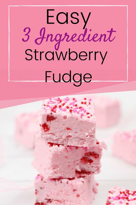 Strawberry Fudge Recipe, Easter Candy Recipes, No Bake Fudge, Strawberry Fudge, Homemade Fudge Recipes, Microwave Fudge, White Chocolate Strawberries, Fudge Recipes Easy, Caramel Fudge