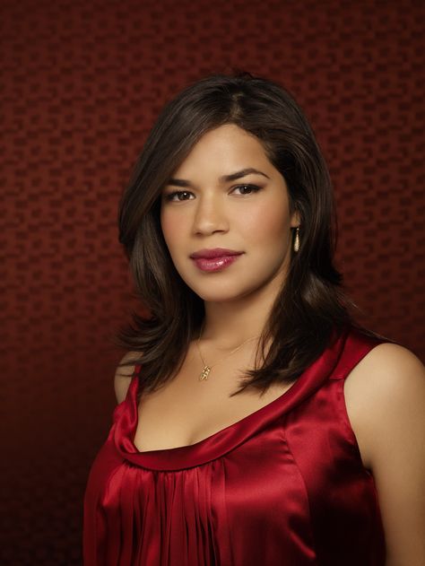 America Ferrera America Ferrera Hair, Superstay Maybelline, America Ferrera, Stylish Lady, Medium Long Hair, Beautiful Hairstyles, Female Actresses, Celebrity Portraits, Hair Envy