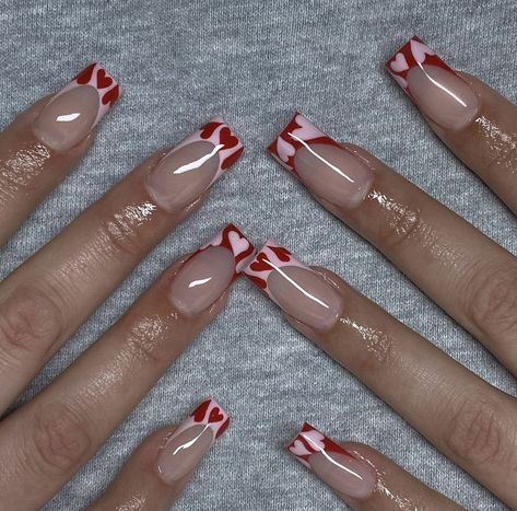 Valentine Almond Acrylic Nails, Heart Square Nails, Valentines Day Acrylics, Heart Nails Square, Square Valentine Nails, Nails Acrylic Korean, Short Nail Designs Valentines, Valentines Nails Square, Valentines Day Nails Square