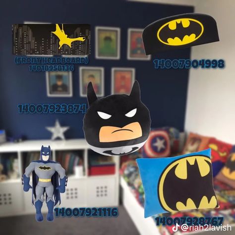 Batman Decals Bloxburg, Spiderman Decals Bloxburg, Boy Room Decals Bloxburg, Batman Themed Room, Apartment Bloxburg, Blocksburg Ideas, Batman Decals, Batman Bed, Bloxburg Tips