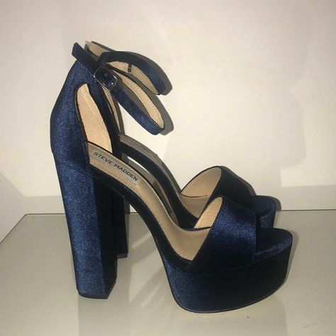 Cold Husband, Clothes Brand, Fashion Shoes Heels, Shoes Heels Classy, Steve Madden Heels, Fancy Shoes, Girly Shoes, Aesthetic Shoes, Shoes Blue