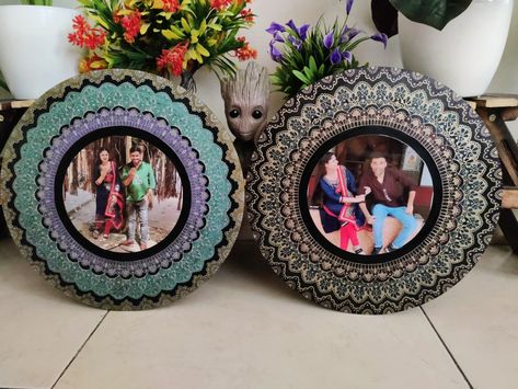 Photo frame mandala artwork Mandala Artwork, Creative Ideas, Photo Frame, Decorative Plates, Frame, Gifts, Home Decor, Home Décor