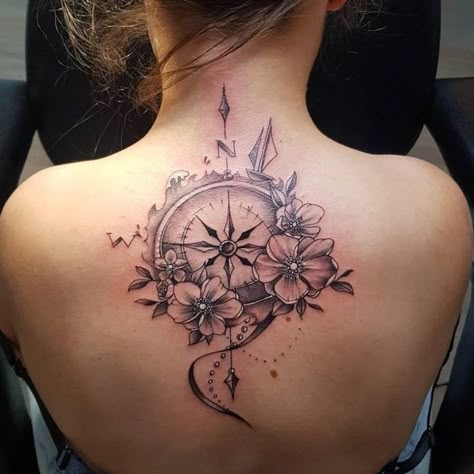 back-tattoo-flowers-anchor-and-compass-tattoo-west-north-blonde-hair Feminine Compass Tattoo, Women's Tattoos, Model Tattoos, Compass Tattoos, Favorite Tattoos, Belly Tattoos, Compass Tattoo Design, Inspiration Tattoo, Inspiration Tattoos