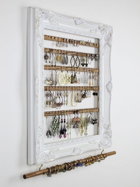 How to Make Your Home Look Expensive Earring Holder Frame, Hang Jewelry Ideas, Photo Frame Jewelry Organizer, Diy Jewelry Shelf, Diy Wood Earring Holder, Jewelry Rack Diy, Earring Frame Holder, Jewelry Holder Frame, Frame Earring Holder Diy