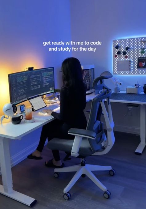 Women Software Engineer, Tech Bedroom Aesthetic, Computer Science Desk Setup, Job At Google Aesthetic, Software Engineer Setup, Girls Who Code Aesthetic, Programmer Girl Aesthetic, Women In Tech Aesthetic, Tech Girl Aesthetic