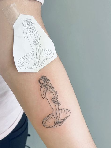 Classical Art Inspired Tattoos, Fine Line Tattoo Aesthetic, Aphrodite Inspired Tattoo, Aprodithe Tattoo, Mermaid Fine Line Tattoo, Aphrodite Tattoo Simple, Aethstetic Tattoo, The Birth Of Venus Tattoo, Famous Art Tattoo