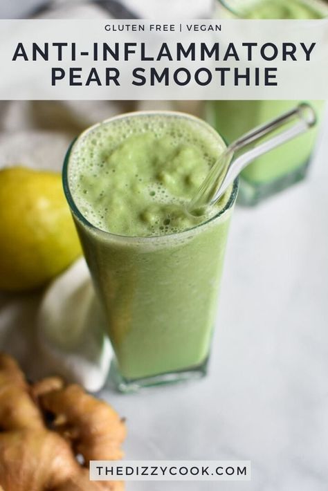 Stay healthy and pain-free with this anti-inflammatory pear smoothie. Packed with vitamins and pain-fighting power, it's a delicious way to get some extra greens...without tasting too green! Spinach Pear Smoothie, Anti Inflammation Matcha, Migraine Smoothie Recipes, Anti I Flammatory Smoothie, Anti Inflammation Green Smoothie, Smoothie With Pear, Anti Flammatory Smoothie, Anti Immflamatory Smoothie, Pear Smoothie Recipes Healthy