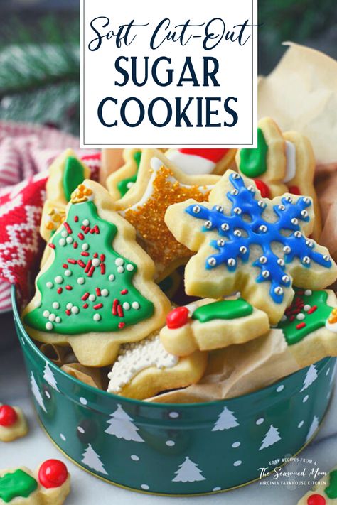 Soft Sugar Cookies For Decorating, Easy Good Christmas Cookies, Top Sugar Cookie Recipes, Soft Christmas Cut Out Sugar Cookies, Home Made Christmas Cookie Recipe, Soft Chewy Sugar Cookies Cut Out, Christmas Sugar Cookie Recipe Cut Out, Homemade Sugar Cookies Christmas, Easy Christmas Sugar Cookie Recipe