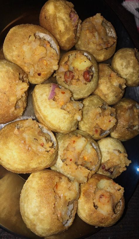 #panipuri #craving #indianfood #streetfood #nepal #foodsinnepal #golgappa #food #nepali #foodie Golgappa Snapchat, Nepali Street Food, Golgappa Snap, Golgappa Photography, Panipuri Snapchat Story, Chatpate Nepali, Panipuri Snap, Street Food Snap, Nepal Food