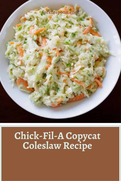 Copycat Coleslaw Recipe, Chick Fil A Coleslaw Recipe, Copycat Coleslaw, Coleslaw Recipe Easy, Slaw Recipes, Salad Recipes For Dinner, Veggie Salad, Coleslaw Recipe, Potatoe Salad Recipe