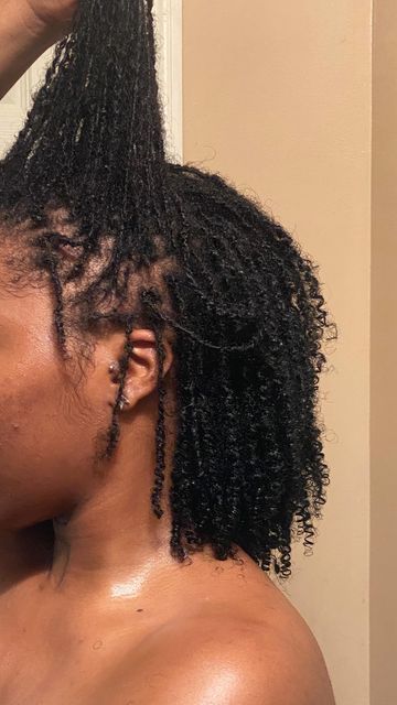 microlocs journey | #perfectlyknottedlocs 🤎 on Instagram: "loving the frizz (4 weeks post retie) #texturetuesday 6 months locd est. 6•15•22 260 loc babies maintained w| 2 point rotation youtube channel: @queentyquana for more LOCtent #microlocsjourney #microlocs #diymicrolocs #locs #locstyles #locjourney #starterlocs #loccommunity #locinspiration #loclove #locsatlanta #loccommunity #microlocstyles #perfectlyknottedlocs #microlocsinstallation #texturetuesdaylocs" Microlocs Fine Hair, 300 Microlocs, Micro Locs 4c Hair, Micro Locs Black Women, Microlocs 4c Hair, Microlocs With Curly Ends, Micro Locs With Curly Ends, Retie Microlocs, 4c Microlocs