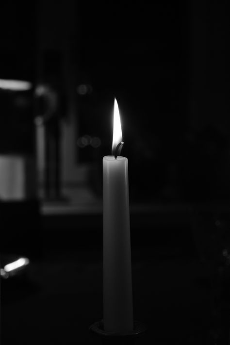 Candle photographed in black and white Candle Black And White Photography, Light Photography Black And White, White Candles Aesthetic, Candle Black And White, Black And White Candles, Black And White Candle, Apollo Aesthetic, Bedroom Photography, Candle Drawing