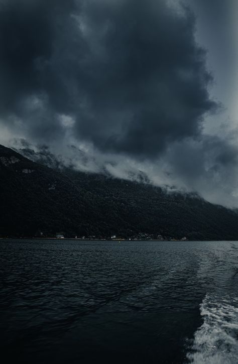 Blue Grey Wallpaper, Dark Weather, Rainy Sky, Annecy France, Cloudy Weather, Color Vibe, Grey Clouds, Dark Clouds, Cool Instagram