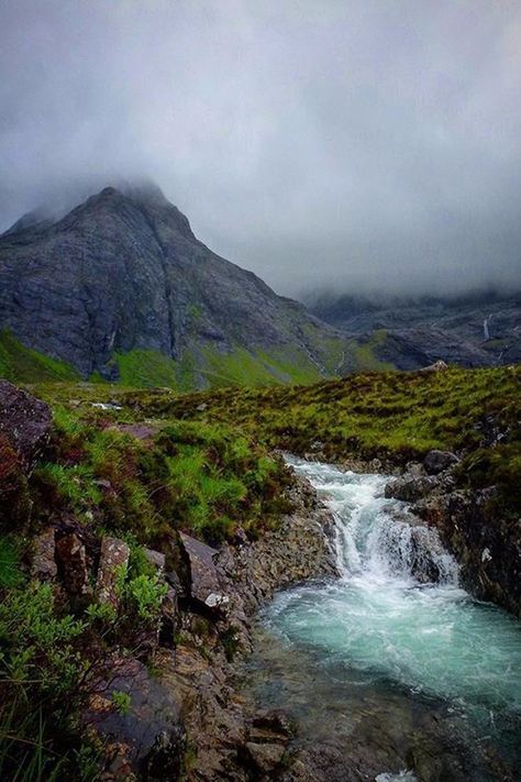 Scotland Fairy Pools, Scotland Forest, Ireland Nature, Warriors Oc, Scotland Nature, Scottish Countryside, Uk Trip, Fairy Pools, Forest Girl