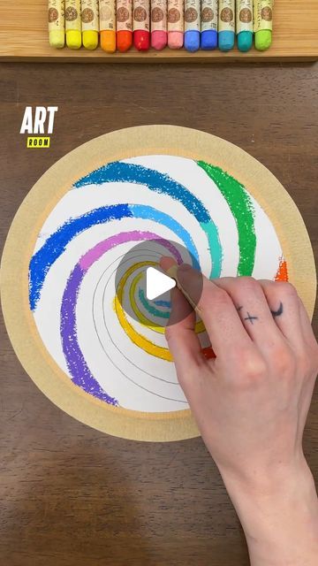 Art Room on Instagram: "Learn to blend colors with oil pastels 🙌🖍️ #art #artroom #tuto #drawing #oilpastel" Blending Art Drawings, Pastel Colors Drawing Ideas, Drawing With Oil Pastels Ideas, Oil Pastel Art How To, Drawing By Oil Pastels, How To Color With Oil Pastels, Art Oil Pastel Easy, Kids Oil Pastel Drawing, Simple Pastel Drawing