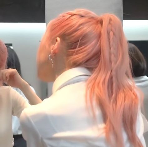 Pink Ponytail Hairstyles, Pink Lemonade Hair, Pink Hair Updo, Peachy Pink Hair, Pink Hair Ponytail, Pale Pink Hair, Dusty Pink Hair, Pink Ponytail, Bubblegum Pink Hair