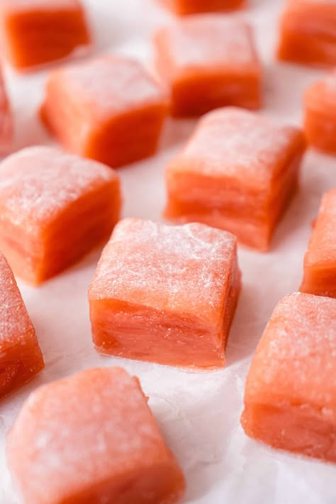 Vegan Japanese Dessert Recipes, Watermelon Mochi Recipe, Guava Mochi Recipe, Mochi Dessert Recipes, Lychee Mochi, Orange Mochi, Mochi Desserts, Fruit Mochi, Vegan Jello