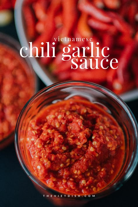 Mexican Chili Sauce, Thai Sweet Chili Sauce Recipe, Fish Dipping Sauce, Chili Paste Recipe, Recipes With Chili Garlic Sauce, Asian Chili Garlic Sauce, Homemade Chili Sauce, Sweet Chili Sauce Recipe, Chili Garlic Paste