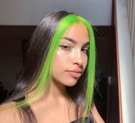 Strands Of Hair Dyed, Front Piece Of Hair Dyed, Front Strand Of Hair Dyed, Green Hair Streaks, Strands Of Hair, Split Dyed Hair, Hair Dyed, Short Grunge Hair, Hair Color Streaks