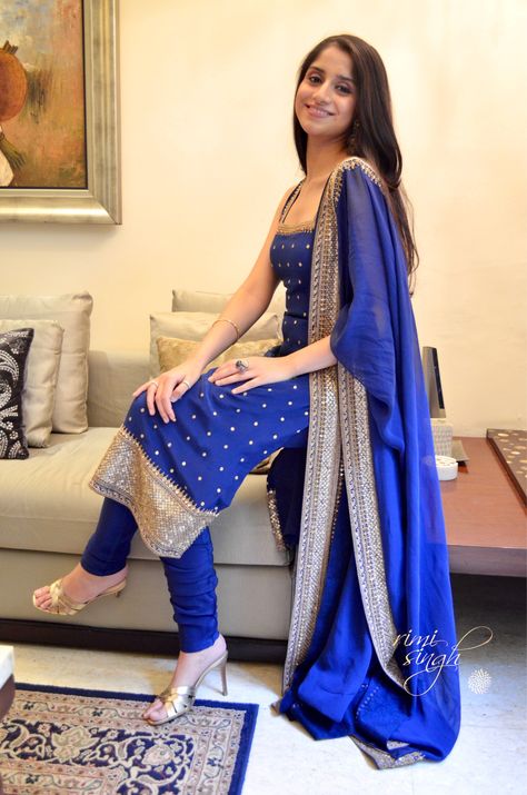 Simple Bridal Outfits Indian, Pajama Suit Punjabi, Diwali Suit, Wedding Guest Nails, Simple Indian Suits, Cute Cheap Outfits, Indian Bridesmaid Dresses, Dress Patterns Diy, Elegant Summer Dresses