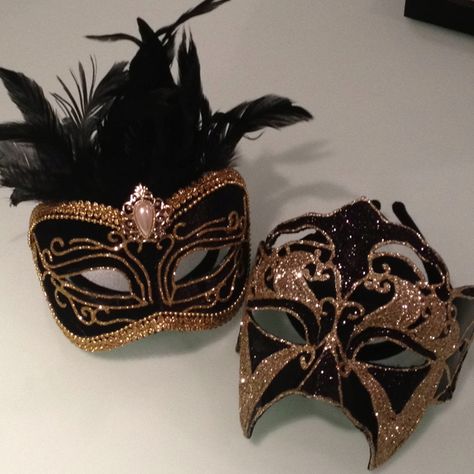 Masquerade (female & male) masks Masquerade Mask Ideas Diy, Aesthetic Mascara, Maskerade Mask, Masquerade Aesthetic, Masquerade Ball Party, Mens Masquerade Mask, Casino Costumes, Venice Mask, Dogs Recipes