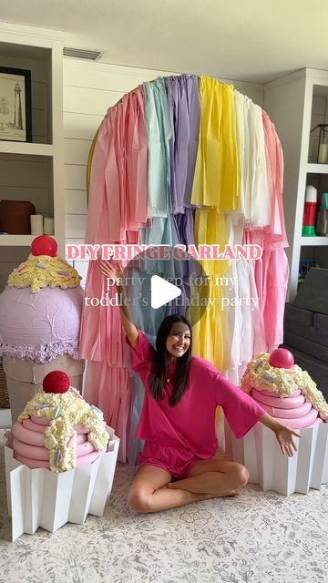 Diy Photo Booth Props Birthday, Diy Back Drop Ideas For Party, Diy Birthday Garland, Balloon Garland With Fringe, Fringe Garland Diy, Bachelorette Party Decorations Diy, Diy Fringe Garland, Diy Backdrop Ideas On A Budget, Birthday Party Backdrop Ideas