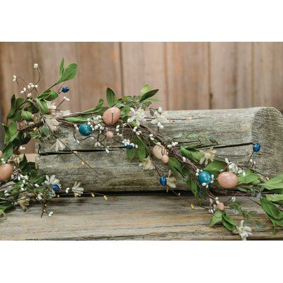 Easter Egg Garland, Country Easter, Easter Garland, Twig Wreath, Easter Floral, Easter Decorations Vintage, Easter Season, Easter Decorations Christian, Easter Time