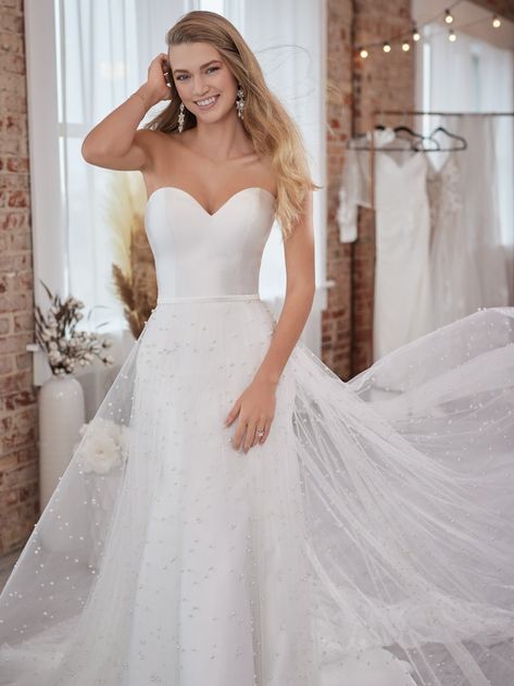 Overskirt Wedding Dress, Bridal Overskirt, Tulle Overskirt, Bridal Alterations, Short Engagement, Simple Wedding Gowns, Skirt Tulle, Maggie Sottero Wedding Dresses, Wedding Skirt