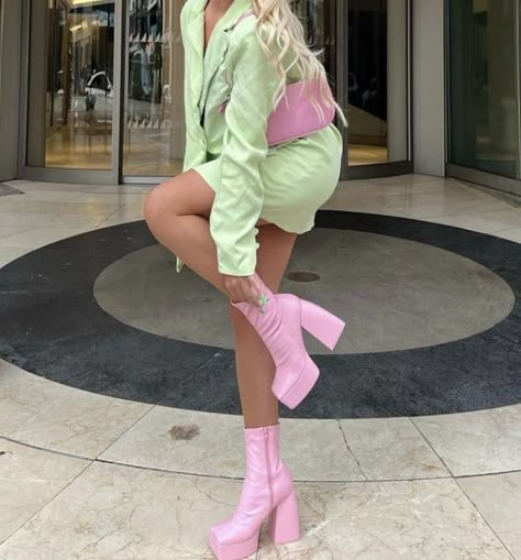 Barbie Boots Outfit, Outfit Ideas With Pink Heels, Pink Go Go Boots Outfit, Pink Dress Green Accessories, Pink Boots Outfit Ideas, Pink Gogo Boots Outfit, Green Barbie Outfit, Light Green And Pink Outfit, Pink And Green Winter Outfit