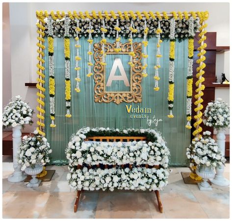 Traditional Decoration For Naming Ceremony, Barasala Backdrop Decoration At Home, Vuyyala Function Decoration, Barsa Decoration Ideas, Dhoti Function Decoration Ideas, Backdrop For Naming Ceremony, Cradle Function Decoration, Namakarnam Decoration, Uyala Function Decoration