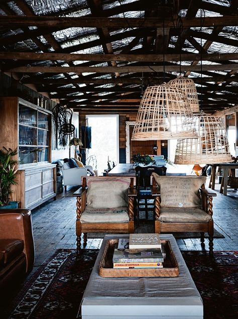 Old shops, disused warehouses, shearing sheds and deconsecrated churches – an unlikely collection of buildings – all have one thing in common: they can be repurposed into inviting family homes. Be inspired to see potential in the most unlikely places, with this collection of 15 inspiring home conversion ideas. Shearing Shed, Shed House Ideas, Living In A Shed, Country Style Magazine, Warehouse Conversion, Warehouse Home, Shed Home, Homes To Love, Shed Roof