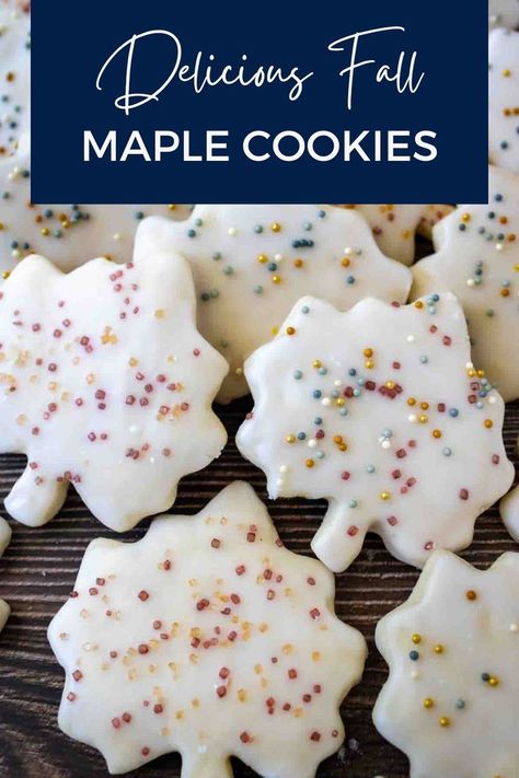 Plate of fall maple cookies. Fall Sprinkle Cookies, Decorated Fall Cookies, Fall Sprinkles, Yummy Fall Desserts, Maple Desserts, Fall Decorated Cookies, Easy Halloween Cookies, Special Cookies, Fall Cookie Recipes