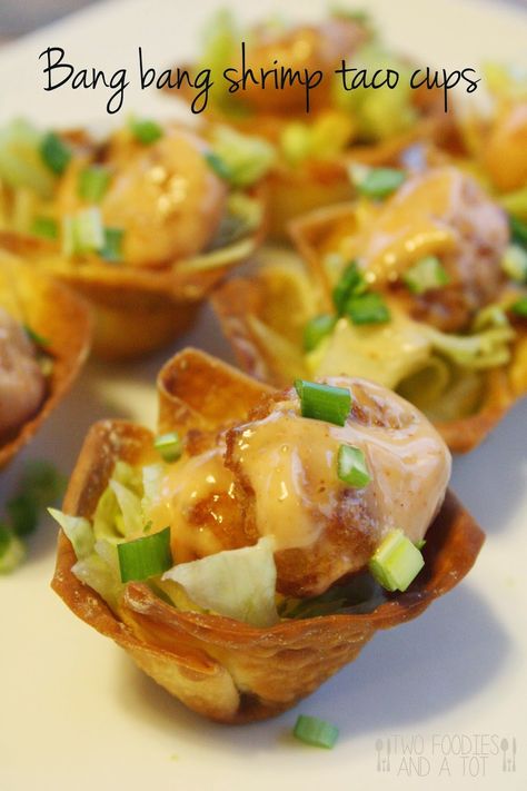 Shrimp Taco Bites Appetizers, Taco Cup, Wonton Cups Appetizers, Taco Appetizers, Pescatarian Lifestyle, Mexican Shrimp Recipes, Wonton Tacos, Tupperware Party, Shrimp Wonton