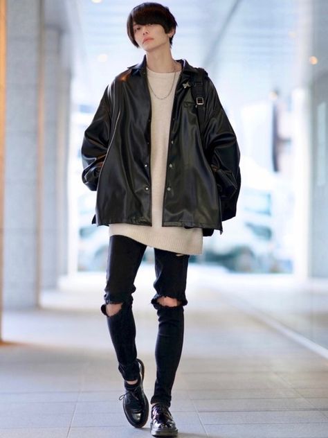 Male Modern Outfits, Japanese Male Fashion Casual, Male Asian Outfits, Male Fashion Japan, Japanese Guy Fashion, Mens Asian Streetwear, Mens Fashion Japanese, Male Clothing Styles Casual, Character Outfits Male Casual