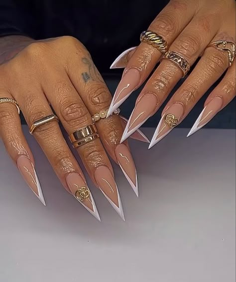 French Stiletto Nails, Pointy Nail Designs, Stilleto Nails Designs, Pointy Nails, Acrylic Toe Nails, Matte Nails Design, Stiletto Nails Designs, Short Square Acrylic Nails, Coffin Nails Long