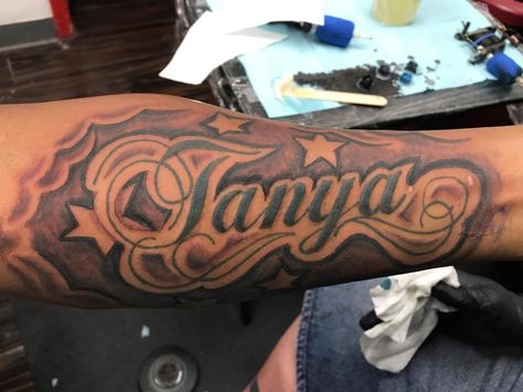 Inner Bicep Name Tattoo Men, Mama Name Tattoo, Name Arm Tattoo Men, Wifes Name Tattoo Ideas For Men, Moms Name Tattoo Ideas Men, Forearm Name Tattoo, Mom Tattoo For Men, Last Name Tattoos For Men, Kids Name Tattoos For Men