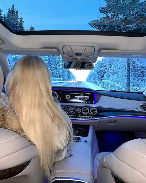 Visual Gallery, White Blonde Hair, Luxury Lifestyle Fashion, Light Blonde Hair, Snow Girl, Blonde Hair Inspiration, Luxury Girl, Barbie Life, White Blonde