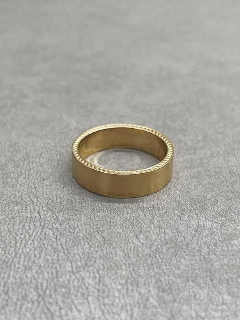 Men engagement ring gold