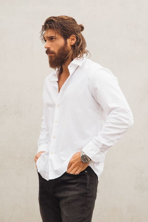 Long Hair Beard, Anime Long Hair, Mens Hairstyles With Beard, Stylish Hoodies, Anime Guys Shirtless, Can Yaman, Fashion Suits For Men, Strong Women Quotes, Stylish Boys