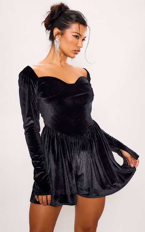 Velvet Mini Dress Long Sleeve, Witchy Long Sleeve Fitted Mini Dress, Black Velvet Babydoll Dress, Velvet Playsuit, Highest Heels, Black V-neck Mini Dress With Gathered Sleeves, Long Sleeve Design, Black Playsuit, Jumpsuit Online