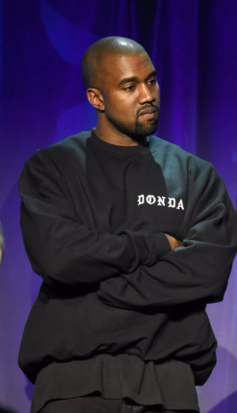 Kanye West Profile Pic, Kanye West Mood, Kanye Memes, Street Fashion Outfits, Kanye West Wallpaper, Kanye West Outfits, Kanye West Style, Fashion Outfits Ideas, Hip Hop Culture