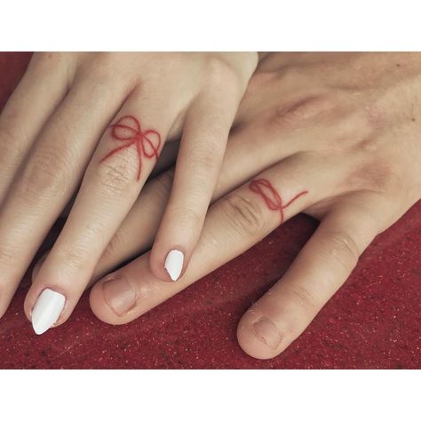 Red String Tattoo, Wedding Ring Tattoo Ideas, Ring Tattoo Ideas, Fate Tattoo, Ring Tattoo Designs, Wedding Band Tattoo, Tattoo Wedding, Ring Tattoo, Red String Of Fate